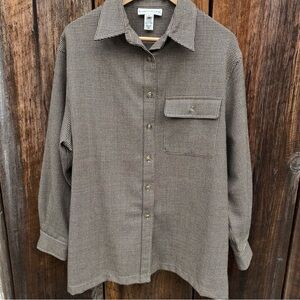 Evan Picone 100% Wool Vintage Button-Up long sleeve Shirt. Size L